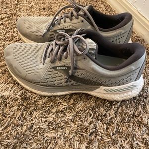 Brooks Adrenaline women’s 10